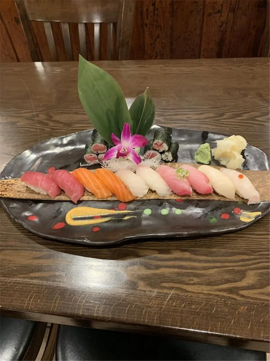 Japanese sushi set Sakana 6038838